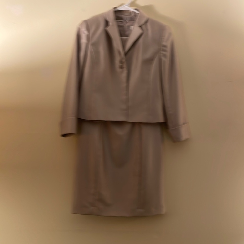 Calvin Klein  size: 2P Sheath Dress with jacket.